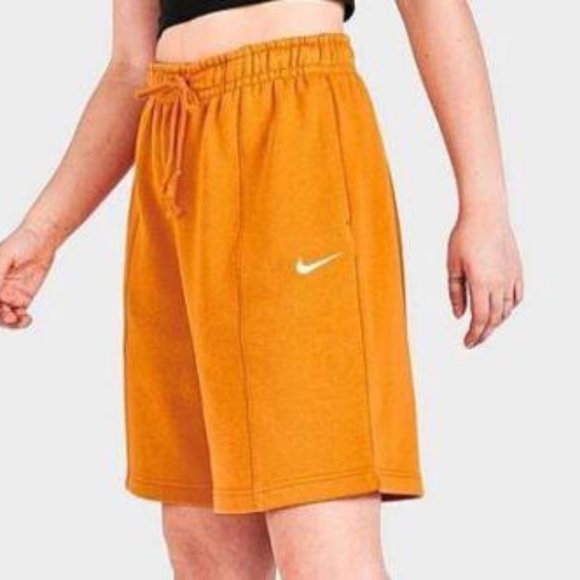 Nike Shorts Nike Womens Sportswear Essential High Rise Fleece